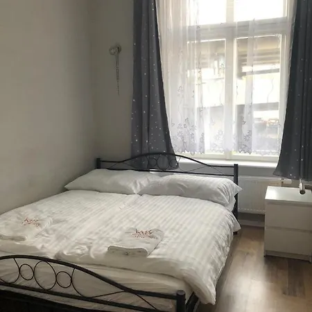 Cozy Homestay At Prague Main Station Exterior photo